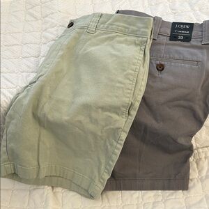 J. Crew Men's Flat Front Shorts - Sage and Charcoal